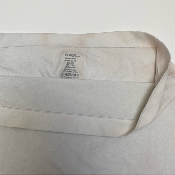 FREE! Belly Band/Maternity Pants Extender - Picture 3 of 6